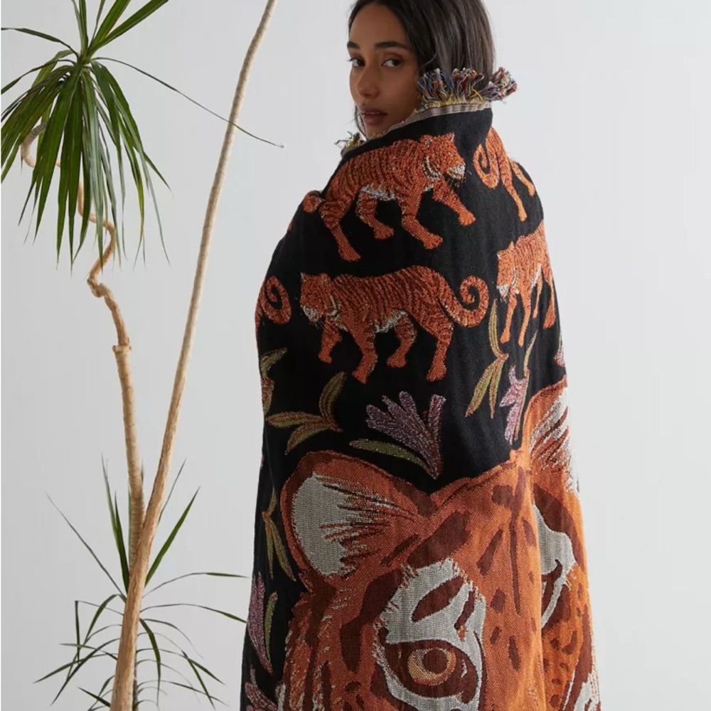 Calhoun &Co. Motif Knit Throw Blanket - Black & Orange